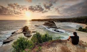 Ada banyak pantai di berbagai negara yang keindahannya akan memikat hati para pecinta wisata bahari. 20 Gambar Pemandangan Alam Di Indonesia Yang Paling Indah
