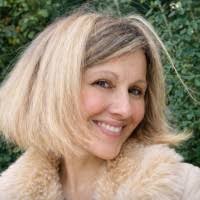 30+ "Anne Fuertes" profiles