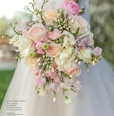 Pin By Andrea Cavina On Casamento Bridal Bouquet Pink Lavender Bridal Bouquet Bridal Bouquet