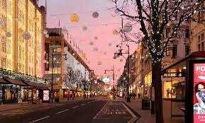 Situated in the city of westminster in the west end of london, from tottenham court road to marble arch through oxford circus, oxford street is one of europe's busiest shopping road where a large portion of 1,000,000 guests visits every day to approx. Oxford Street Hidden London