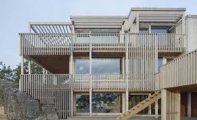 Her får du monteringshjælp til moelvens produkt bolig akustik. Villa Moelven Is A Surprising Swedish Home Inspired By The Labyrinth Swedish Architecture Swedish House Interior Architecture Design