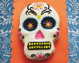 While the most easily recognizable aspects are probably the various representations of skulls and skeletons, the one that holds the most meaning for those celebrating is the altar, or ofrenda in spanish. How To Make A Day Of The Dead Skull Cake Cakegirls