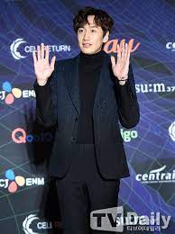 Kết quả tìm kiếm running man không tìm thấy trên trang fptplay. Running Man çœ‹ä¸åˆ°èƒŒå›é•¿é¢ˆé¹¿äº† æŽå…‰æ´™ç¡®å®šä¸‹è½¦ 5æœˆæœ€ç»ˆå½•å½± Ksd éŸ©æ˜Ÿç½' ç»¼è‰º