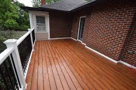zuri deck in pecan with trex transcends black rail looking for endless color and style choices without the maintenance has synthetic decking custom decks deck