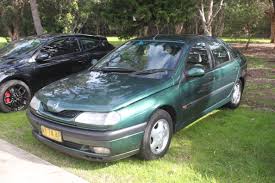 Image result for Vert Fonce 1995 Renault