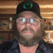 looking for a mr. and mrs. mike and pam merritt