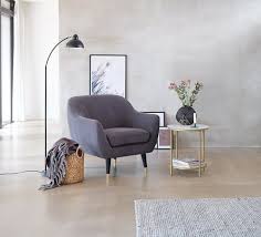 Finans henvender sig til travle mennesker, der søger indsigt og sammenhæng i. Stocic Gadevang O40 Bela Zlatna Jysk End Tables Furniture Home Decor