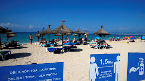 In dem entwurf des kanzleramts ist deshalb auch von zusätzlichen maßnahmen die rede. Nach Kritik An Mallorca Tourismus Bund Pruft Verbot Von Urlaubsreisen Ins Ausland Tagesschau De
