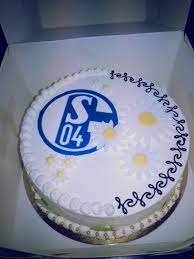 Hier bist du sofort auf dem neusten stand seit april 2015 instagram.com/weareschalker?igshid. Fc Schalke 04 Auf Twitter Alles Gute Rt Bohmedesiree S04 Heute 18 Und Ich Habe Den Geilsten Kuchen Der Welt Bekommen 0 Http T Co Fmlvgzdre6