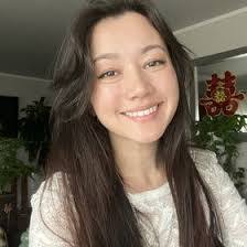 Anna Wesley's Instagram, Twitter & Facebook