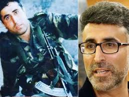 Shershah Movie Captain Vikram Batra Brother Vishal Batra Reveals how his  funeral was performed says i was holding his dead body विशाल बत्रा ने  निकाला था ताबूत से भाई का शव, जानिए