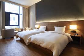 Ide dekorasi kamar kos ala pinterest, mirip kamar tidur apato jepang 60 Desain Kamar Tidur Minimalis Sederhana Unik 2020