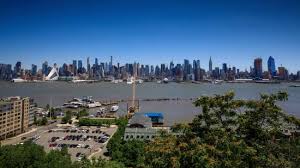 The Top 10 Things To Do Near Chart House Weehawken