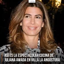 UN VERDADERO LUJO💎 Estilo nórdico con un toque argentino. Juliana Awada  compartió el diseño sustentable y minimalista que eligió para su cocina en  la Patagonia. 👉Mirá las fotos https://viapais.ar/JulianaAwadaCocina