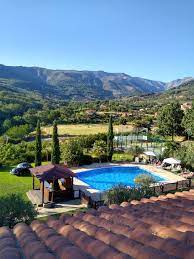 El parador de gijón ocupa un viejo molino centenario en el parque de isabel la católica, uno de los rincones más bellos de esta ciudad abierta al mar, que ofrece playas, cultura, excelente gastronomía y hermosos entornos verdes. Ruta Imperial Bewertungen Fotos Preisvergleich Jarandilla De La Vera Spanien Tripadvisor