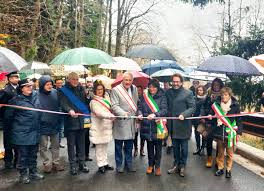 Strada dellOrecchiella, terminati i lavori. Giani e Baccelli  allinaugurazione - Toscana Notizie