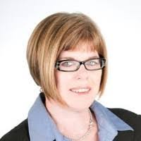 Beth Weir's Instagram, Twitter & Facebook