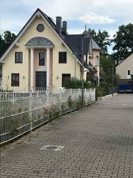 Wir entwickeln praktische tools und räume für menschen, die für sich und andere gute arbeit schaffen. Wert Haus Villa Mit Turm Wertschatzung