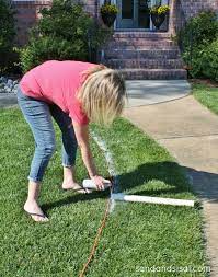 Tips For Preparing A New Flower Bed Sand And Sisal Front Yard Garden Front Yard Landscaping Garden Yard Ideas