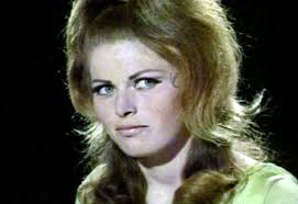 Pictures of Erica Gavin, Picture #55055