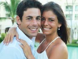 Bride-to-be tells groom: 'It's me or your mother'