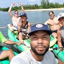 John Tena's Instagram, Twitter & Facebook