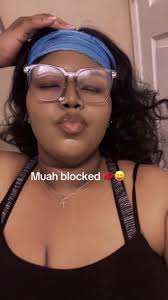 𝓩𝓸𝓵𝓪'𝓼 𝓦𝓸𝓻𝓵𝓭😝🌈 (@justizzy96)