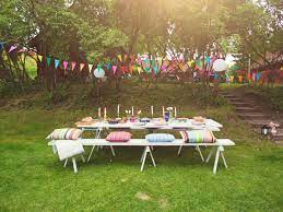 Huge selection, low prices, lots of colors and themes to choose from! Cheap And Fun Party Decorating Ideas