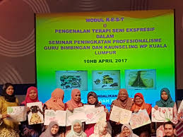 Kemurungan ialah masalah biasa yang menyebabkan perubahan suasana dan kehilangan minat serta keseronokan. Guru Kaunseling Nurhaiza Che Mat Modul Rest Untuk Terapi Seni Ekspresif