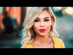 Sigma 56mm 1.4 Portraits + Sony a6300