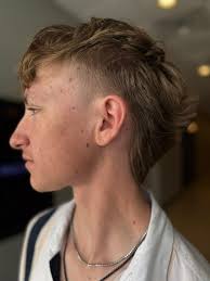 That fresh summer cut 😉 by Julia Ayers