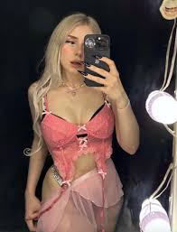 Sveta Sollar слив фото из Boosty 18+ | Обзор модели