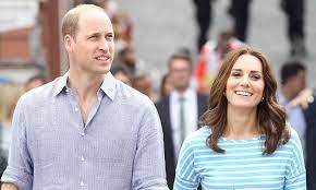 Gambar ini diambil ketika pasangan diraja tersebut exit hospital st.mary, london setelah kate selesai bersalin. 6 Rahsia Besar Di Sebalik Hubungan Kate Middleton Dan Putera William Wanikiter