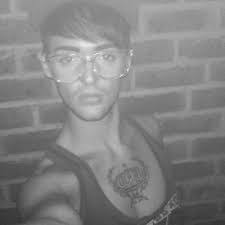 Reece Moore's Instagram, Twitter & Facebook