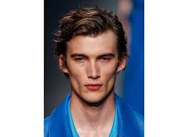 I tagli lunghi da uomo sono sempre meno una rarità, e per fortuna! Tagli Capelli Uomo Primavera Estate 2020 Ecco I Migliori Look Da Replicare