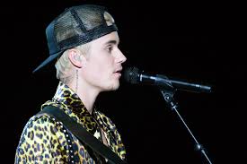 The ultimate justin bieber 2016 fan book author jenny kellett takes a look inside the life of one of the world's biggest musical stars. Justin Bieber S Grammys Performance Completes His Resurgence Vanity Fair