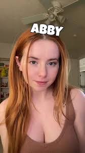 Renee Clapper's Instagram, Twitter & Facebook