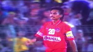 Hariss bin harun is a singaporean professional footballer who plays as a midfielder and captains both malaysia super league club johor darul ta'zim and the singapore national team. Hariss Harun Wikivisually