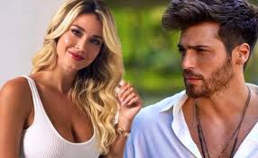 Can bu səbəbdən onunla sevgilidir