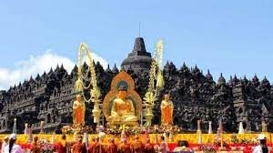 Di india hari waisak disebut dengan hari visakah puja atau juga buddha purnima, di tibet disebut hari saga. Hari Raya Waisak 2018 Ini 6 Kumpulan Ucapan Selamat Hari Raya Waisak 2562 Be Untuk Yang Merayakan Banjarmasin Post