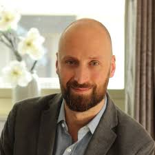 AI accuracy: human errors vs AI flaws