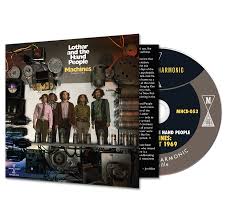 Upon being defeated, it allows up to three players to obtain the su tailed spirit scroll. Garage