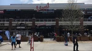 But mix in entertainment, and it's a whole new ball game. The Battery Atlanta Hosting Free New Year S Eve Bash Wsb Tv Channel 2 Atlanta