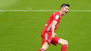 You can find all ways to contact us here. Fc Bayern Demontiert Gladbach Irre Lewandowski Show Muller Rekord Wackelt Gewaltig Fc Bayern
