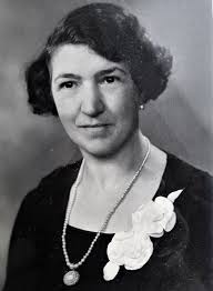 My dear aunt Annie who lived in Groveside.Left us 35 years ago