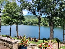 Get directions, maps, and traffic for lake toxaway, nc. Lake Toxaway A Blue Ridge Mountain Getaway For All Seasons Charlotte Observer