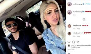 صور الشناوي وأولاده وانتقاله للزمالك. Ù‡Ù† 14 ØµÙˆØ±Ø© ØªØ±ØµØ¯ Ù…Ø­Ù…Ø¯ Ø§Ù„Ø´Ù†Ø§ÙˆÙŠ Ø§Ù„Ø±ÙˆÙ…Ø§Ù†Ø³ÙŠ ÙÙˆØªÙˆØ³ÙŠØ´Ù† Ø§Ù„ÙØ±Ø­ Ø¨Ø§Ù„ÙƒÙˆØ±Ø©