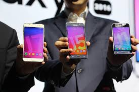 Ini terbukti kamera belakang ponsel android ini dilengkapi autofocus, dan juga flash led dan juga lensa fnumberf/1.9. Samsung Introduces Galaxy J7 Prime In Malaysia Priced At Rm1 199 Lowyat Net