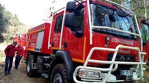 Dois bombeiros morreram e outros três ficaram feridos no despiste de uma viatura da corporação de vinhais. Vfci Renault D14 4x4 Ccf 280cv Bombeiros De Vinhais Youtube