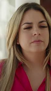 Farta de ataques dos colegas de Casados à Primeira Vista, Rafaela dá murro  na mesa e queixa-se de “desamor”